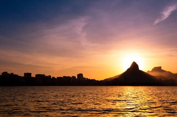 Krásný výhled na západ slunce v Rio de Janeiro — Stock fotografie