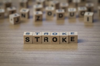 Ahşap küpleri içinde yazılı kontur