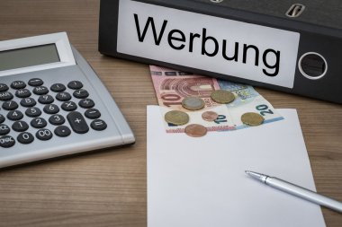 Bir cilt üzerinde yazılı Werbung