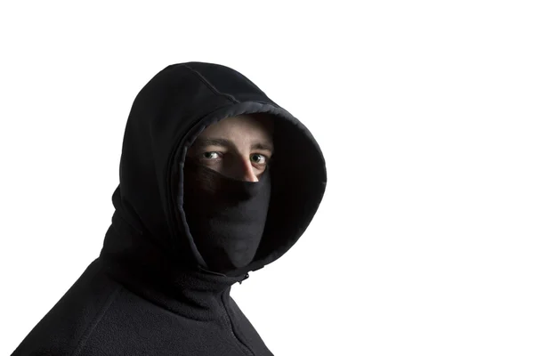 Zwart gekleed gemaskerde man — Stockfoto