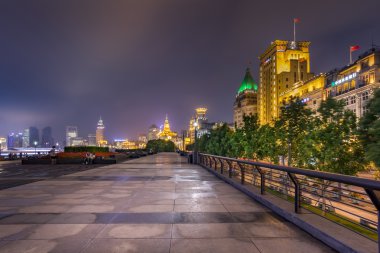 Bund Promenade geceleri