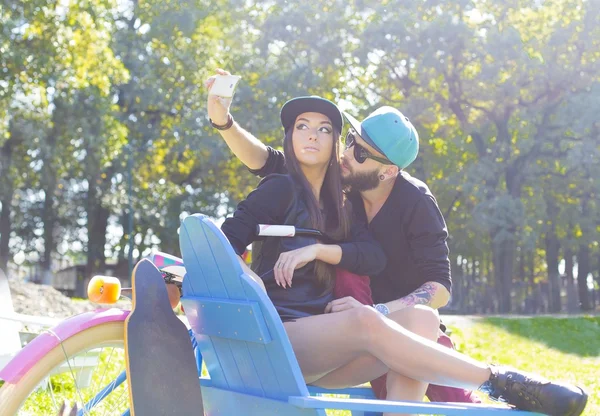 Primero déjame tomarme una selfie. — Foto de Stock