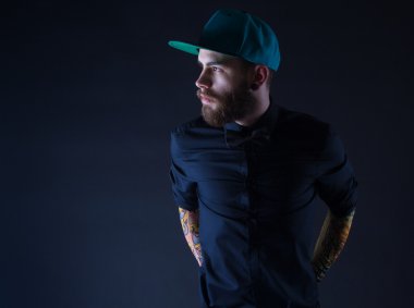 Şık genç yenilikçi