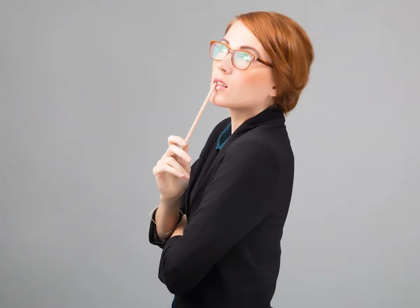 Retrato de mujer de negocios pelirroja — Foto de Stock