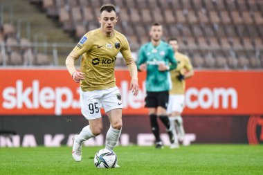 LUBIN, POLAND - 21 Mart 2021: KGHM Zaglebie Lubin - Legia Warszawa 0: 4 arasında Polonya futbolu maçı. Aslında Dejan Draziç.