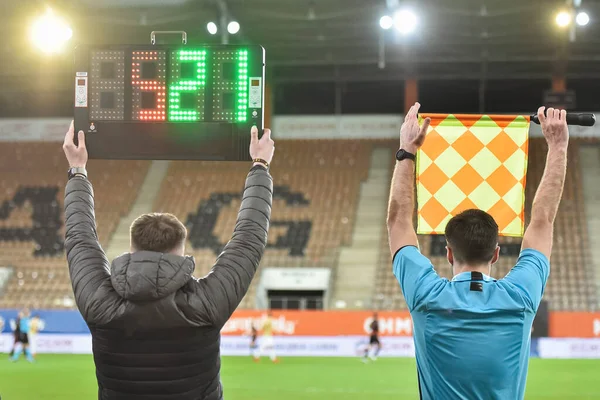 Árbitro Fútbol Sideline Señal Sustitución — Foto de Stock