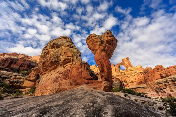 Angel Arch avec Molar Rock — Photo