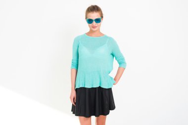 Genç sarışın model  