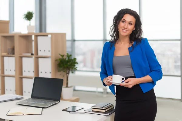 Femme d'affaires réussie — Photo