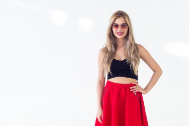 sevimli genç kadın modeli 