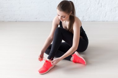 Spor aletleri bağlama sportif etkin kız ayakkabı kravat ayakkabı bağcığı