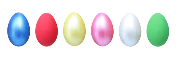 Seis colores de huevos de Pascua aislados sobre fondo blanco . — Foto de Stock