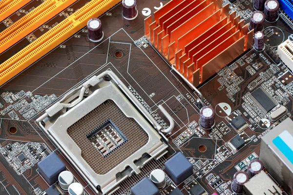 Foco soquete CPU na placa-mãe do computador . — Fotografia de Stock