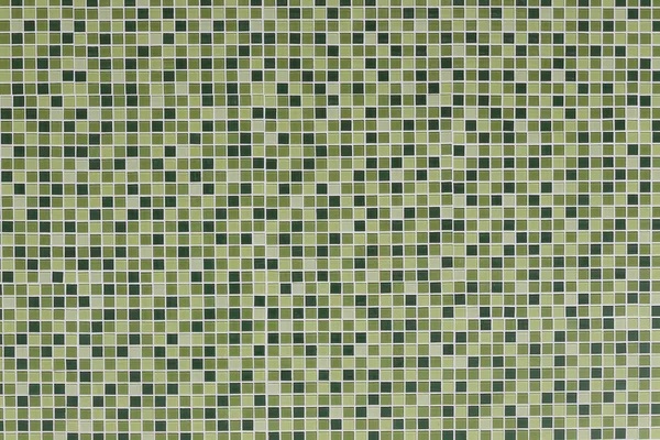Inodoro Pared de diferentes tonalidades en azulejos verdes . —  Fotos de Stock