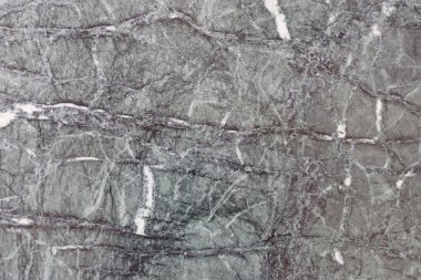 Doku mermer zemin kirli ve doğal olarak desen var.