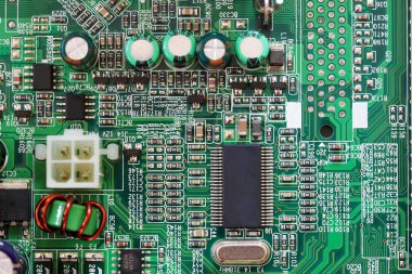 Pc bilgisayar anakart üzerinde yuvası elektronik bileşenleri.