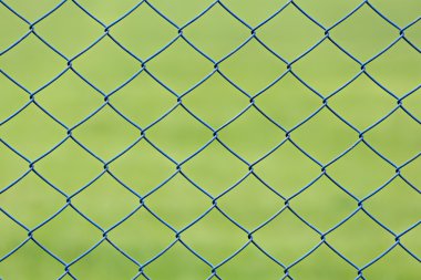 Kafes Tel veya bahçede yeşil çim, kafes çelik.