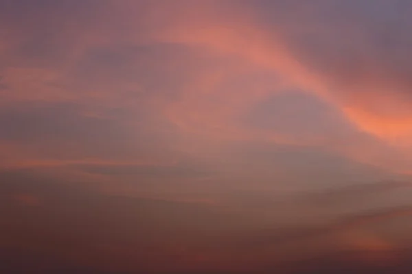 Soumraku oblohy krásné v létě Thajsko. — Stock fotografie