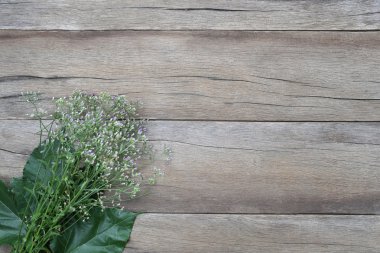 Buket çimen çiçek.