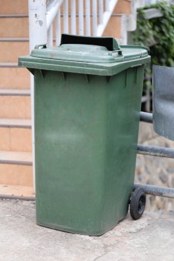 Çöp ortak yeşil.