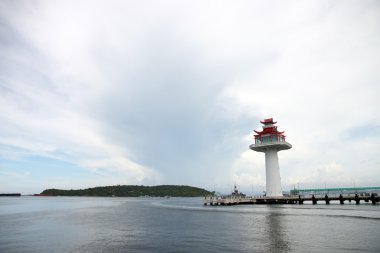 Deniz feneri kıyı alanı.