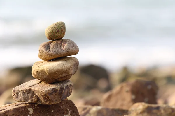 Kamenná pyramida. — Stock fotografie