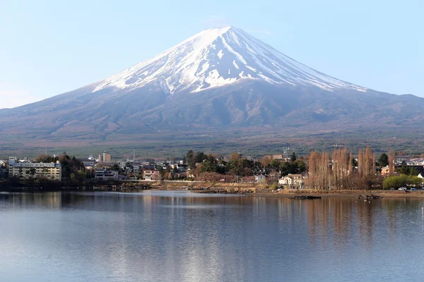 Widoki na Mount Fuji Kawaguchiko jezioro i. — Zdjęcie stockowe