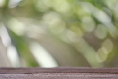 ahşap zemin ve renkli bokeh.