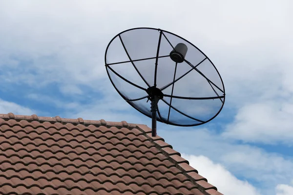 Antena satélite . — Fotografia de Stock