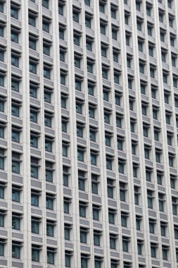 Windows, Modern iş ofis binası şehir merkezinde.