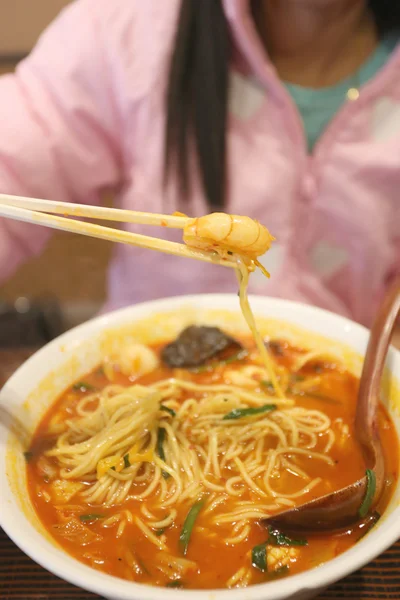 Pikante soep van de ramen. — Stockfoto