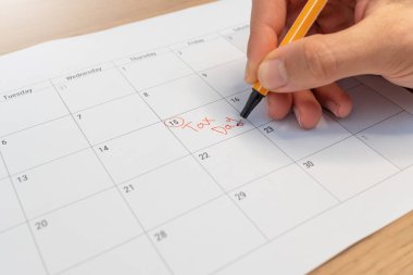 Takvimde vergi günü işaretlendi
