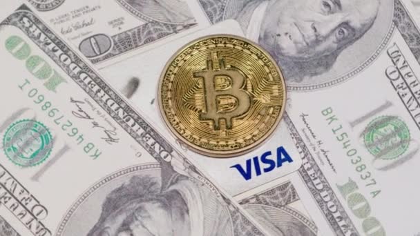 Bitcoin moeda e cartão de crédito Visa — Vídeo de Stock