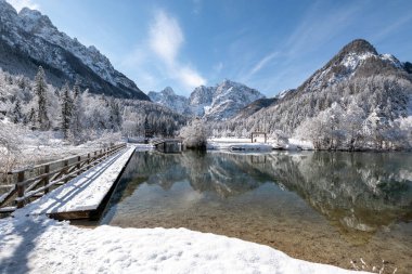 Dağ Gölü Jasna kışın