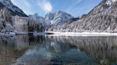 Dağ Gölü Jasna kışın