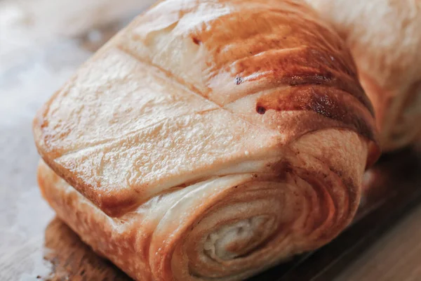 Warme Frische Buttercroissants Und Semmeln Französische Und Amerikanische Croissants Und — Stockfoto