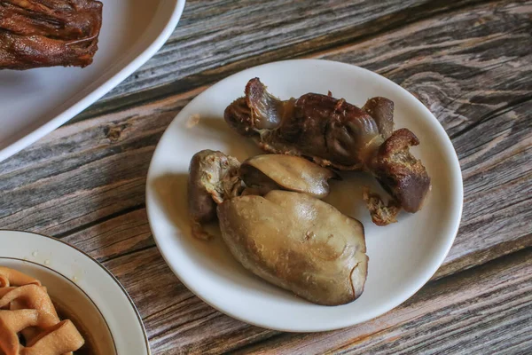 Abats Canard Poudre Épices Chinoises Célèbre Menu Ancien Dans Restaurant — Photo