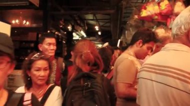 Sadece editörler kullanır. Bangkok City, Tayland 'daki ünlü Chatuchak Hafta sonu Pazarı' nı dolduran müşteriler