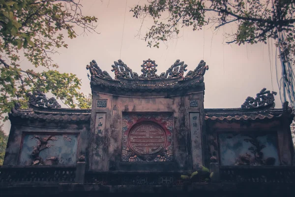 Ruínas Local Histórico Túmulos Dos Imperadores Túmulo Duc Hue Vietnã — Fotografia de Stock