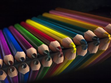 Grup renk ahşap kalemler