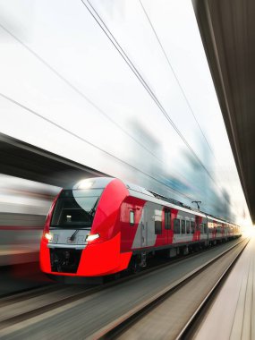 Modern tren hareket halinde ve bulanık, Rus tren yolları Moskova ve MCC. Moskova Merkez Çemberi, metro, yeraltı kırmızı güzel tren hareket halinde. Hiç kimse tren istasyonunu bulanıklaştırmadı. Yüksek kaliteli fotoğraf.