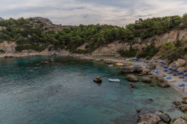 Doğu Akdeniz 'deki Yunan güneş adasında tatil hissi - Rodos / Yunanistan