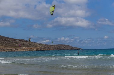 Doğu Akdeniz 'deki Yunan güneş adasında tatil hissi - Rodos / Yunanistan