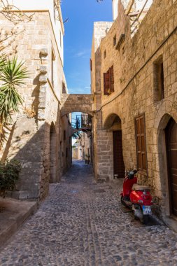 Doğu Akdeniz 'deki Yunan güneş adasında tatil hissi - Rodos / Yunanistan