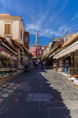 Doğu Akdeniz 'deki Yunan güneş adasında tatil hissi - Rodos / Yunanistan