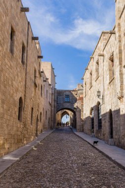 Doğu Akdeniz 'deki Yunan güneş adasında tatil hissi - Rodos / Yunanistan