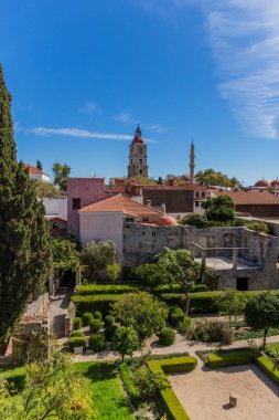 Doğu Akdeniz 'deki Yunan güneş adasında tatil hissi - Rodos / Yunanistan