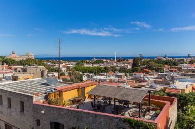 Doğu Akdeniz 'deki Yunan güneş adasında tatil hissi - Rodos / Yunanistan