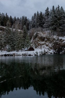 Thüringen Ormanı boyunca farklı yerlerde yürüyüş - Almanya
