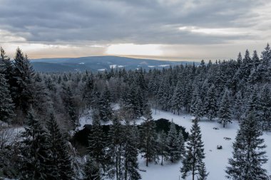 Thüringen Ormanı boyunca farklı yerlerde yürüyüş - Almanya